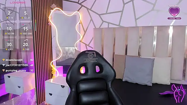 CYRUS_TAY Live XXX Chat