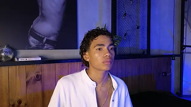 AlanCutee live XXX chat