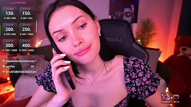 Chat +18 de MilaSecrett ao vivo