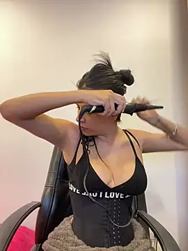 Alanna_atm_ Adlı Modelin Canlı XXX Sohbeti