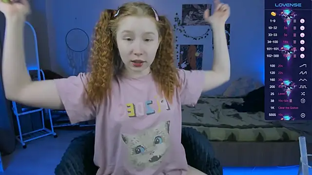 دردشة CallMeEffy1 الجنسية المباشرة