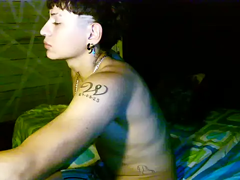 Ebebyjuan webcam show