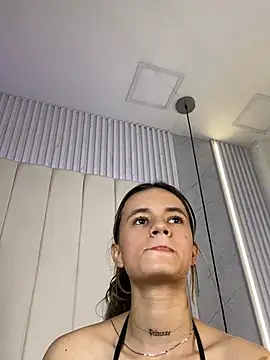 JuliaColemann Chat XXX live