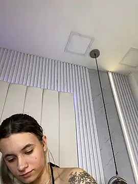 แชท XXX สดของ JuliaColemann