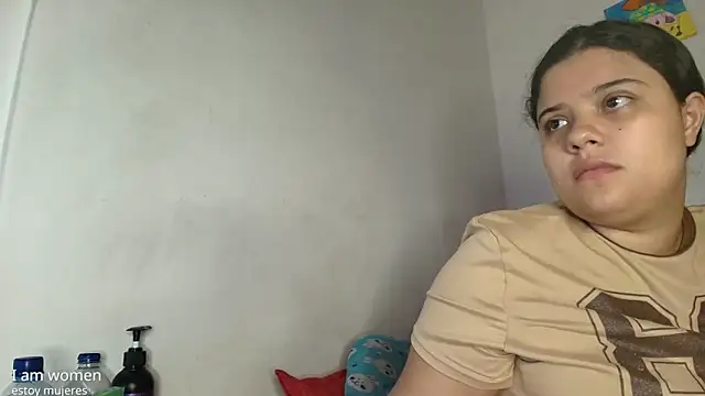 luisahot_9727 现场XXX聊天