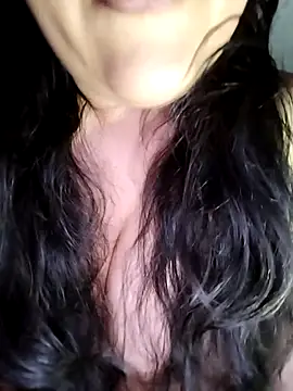 دردشة Annerae الجنسية المباشرة