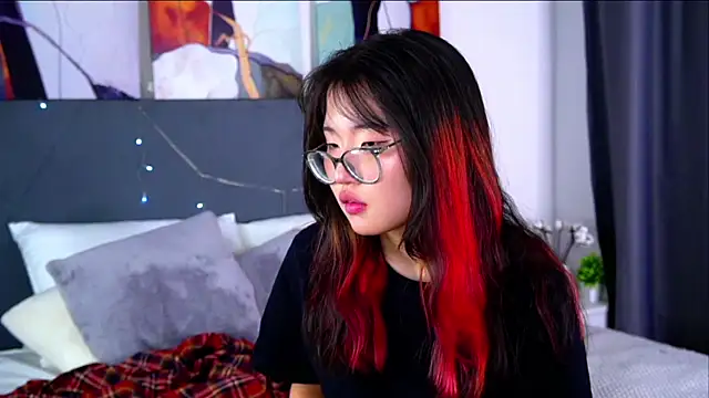 Živý XXX chat NelleMihalko