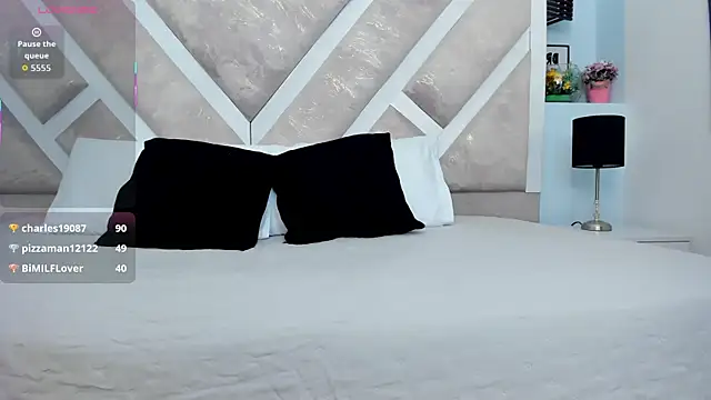 Chat +18 de hotmature1 ao vivo