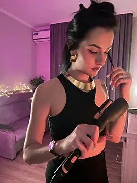 bigJuicyPussy 现场XXX聊天