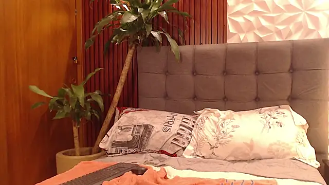 veronica_em1: απευθείας συνομιλία ΧΧΧ