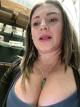 cataleyamyst Chat XXX in diretta