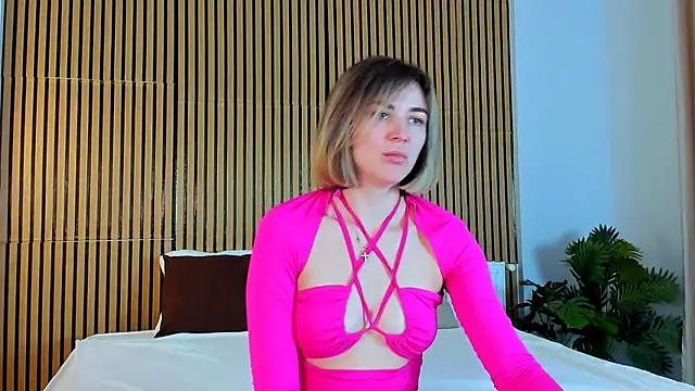 Chat XXX en directo de EmeraldGlow