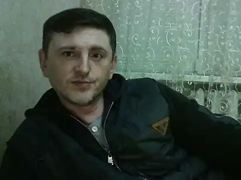 Alebeni 现场XXX聊天