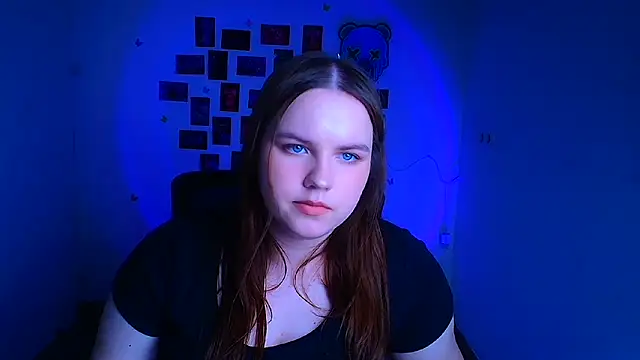 Kitty_Mia_Kitty Chat XXX in diretta