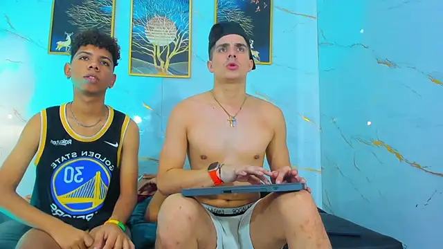 Spicy_guysn Webbikameraesitys