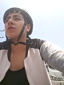 Chat XXX en directo de CAROLINE__07