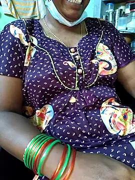 Tamilselviroja-'s Webcam Show