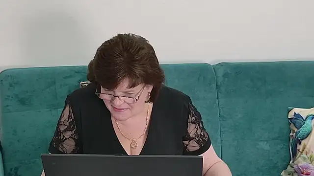 Sandra_Sunrise's Live XXX Chat