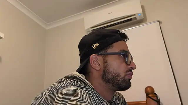 robin103666 Live XXX-chat