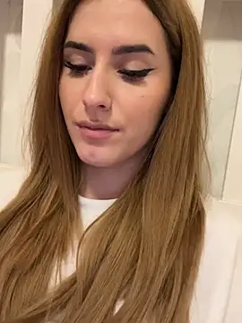 AriaAdda Chat XXX live