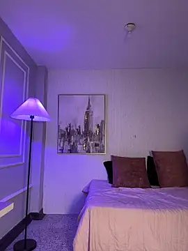 HoneyMollyX: онлайн-секс-чат