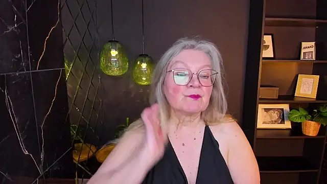 NataliMellow's Live XXX Chat