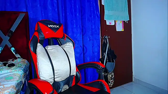 دردشة DanisaBrown الجنسية المباشرة