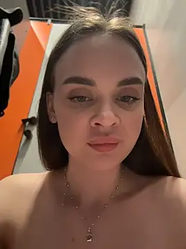 Chatroom XXX en direct de KristiRich