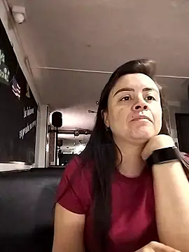 karlagiraldo198 Chat XXX in diretta