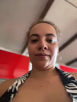 แชท XXX สดของ Emma_Wish