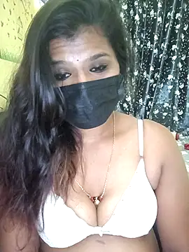 Premalatha_28's Webcam Show