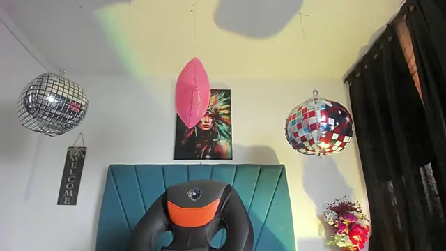 Ariel_star1 – Naživo XXX chat