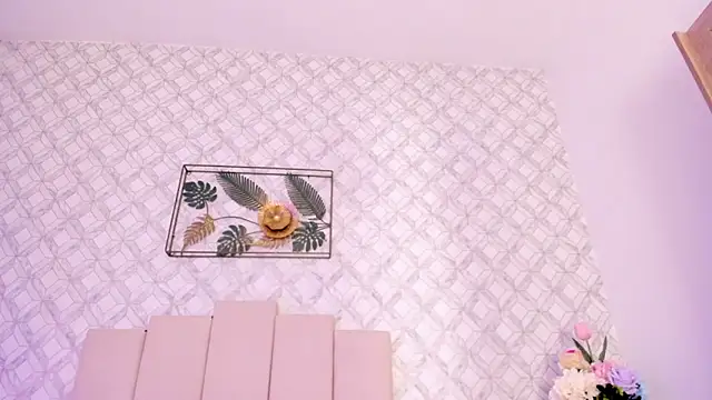 IvyOconner Show in webcam