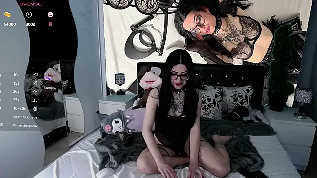 Lilithcaine: вебкам-шоу