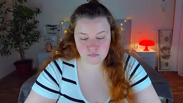 دردشة PolinaSalvatore الجنسية المباشرة