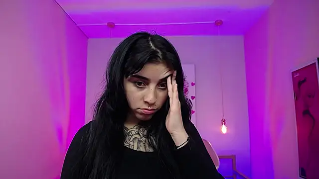 Adri_gomez_x Adlı Modelin Canlı XXX Sohbeti