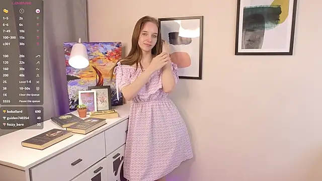 Chat +18 de Nina_Crown ao vivo