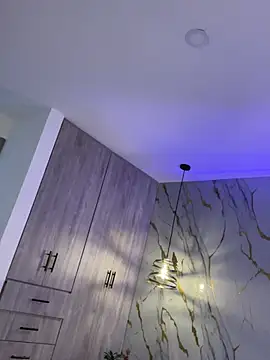 Kariina__69's Live XXX Chat