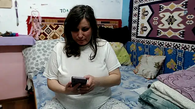 Adelinemilf Webcam show