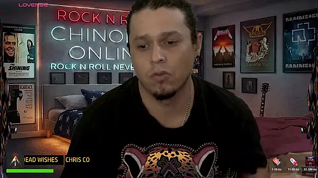 chino_roz Show in webcam