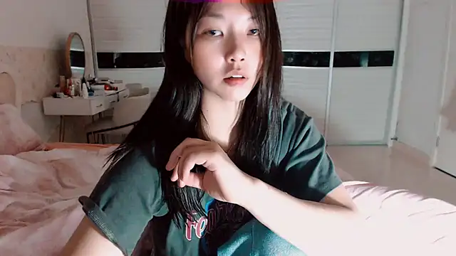 Miu1_girl's Webcam Show