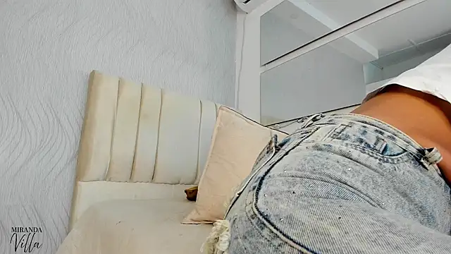 miranda_villaのライブXXXチャット