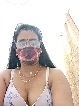 sanjana077's Webcam Show