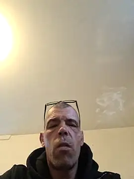 hulllad40 Live XXX Chat