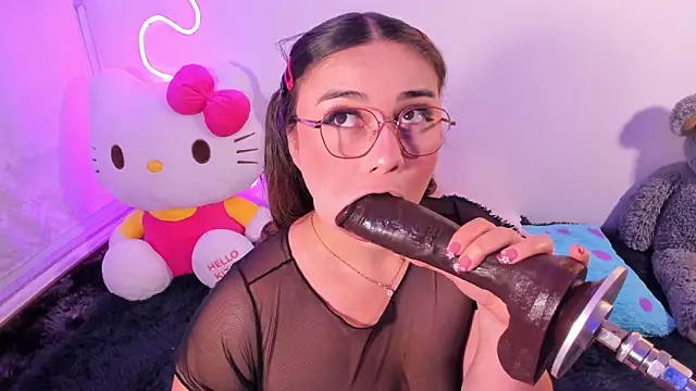 CassieBigass_'s Live XXX Chat