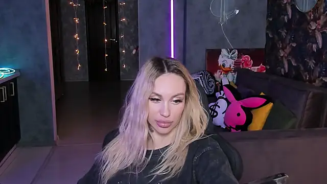 Živý XXX chat Blckmirrorr