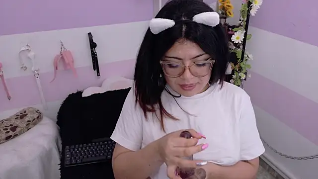 Chatroom XXX en direct de Catwhite_