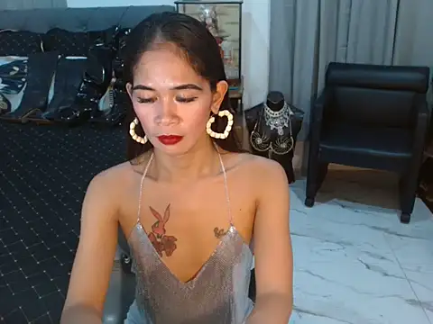 SexyHeart23: онлайн-секс-чат