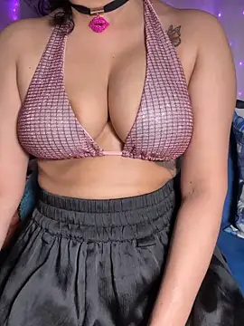 Squirt_Queen_X – Naživo XXX chat