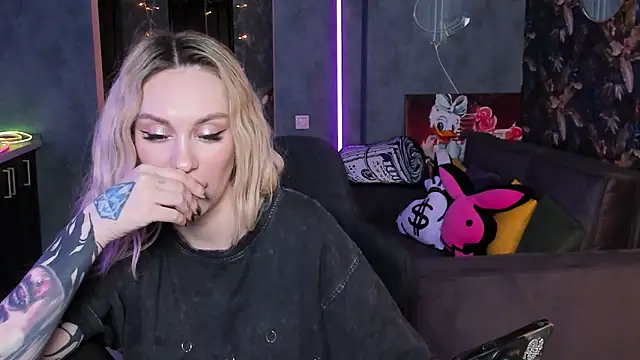 Chatroom XXX en direct de Blckmirrorr